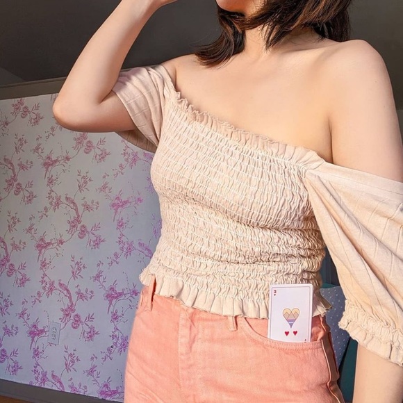 People of leisure crop ruched cream. top made in LA - Picture 1 of 5